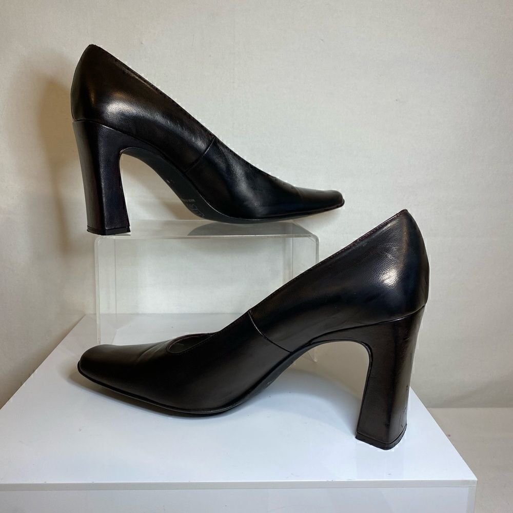 NWOB Caressa Ultimate Series Heels